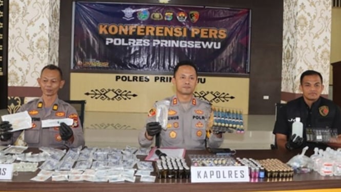 Wanita di Pringsewu ditangkap polisi karena suntik pemutih ilegal