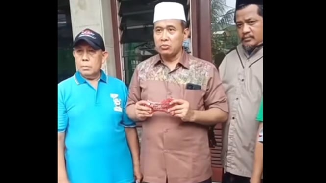Tulisan nama pekurban muncul di paru paru sapi kurban