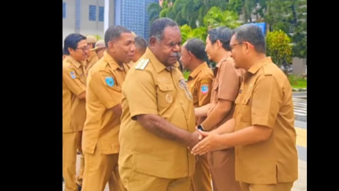 Gubernur Elisa Kambu tegaskan laut Raja Ampat jernih