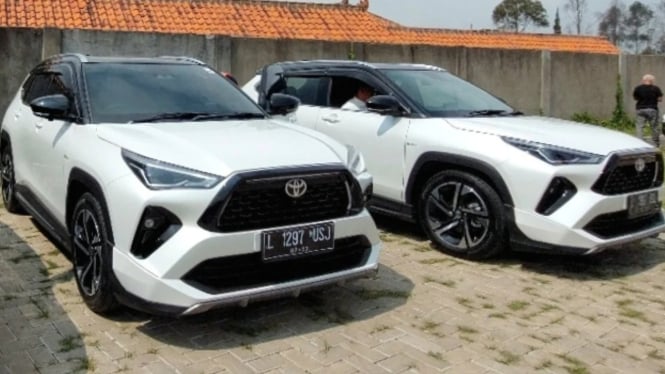 Toyota Yaris Cross Hybrid Nanjak ke Kawasan Bromo