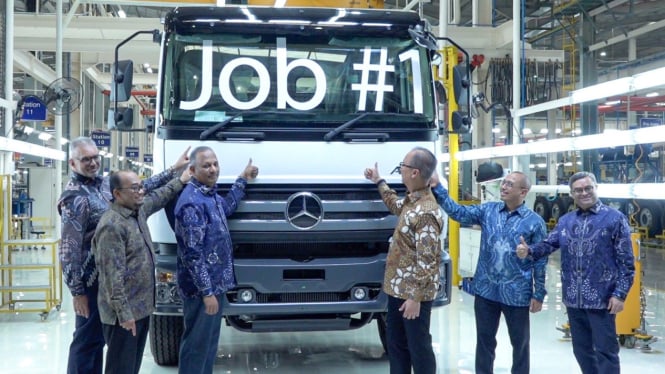 Menperin Apresiasi Pabrik Baru Mercedes di Cikarang