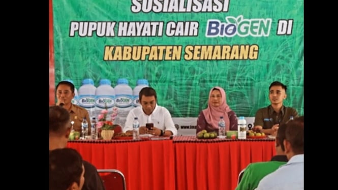 Penyaluran pupuk cair untuk petani Semarang dimulai