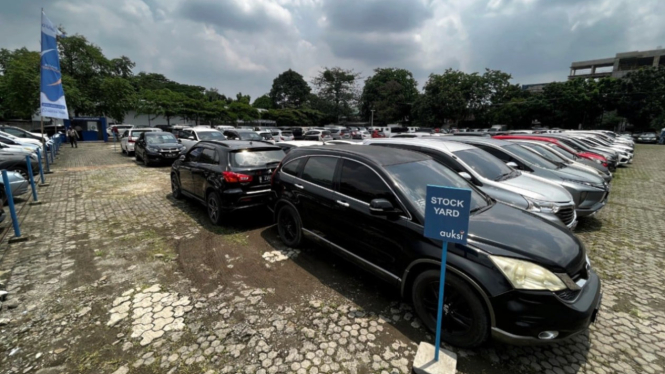 Mobil Bekas