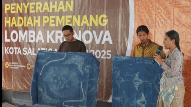 Wali Kota Salatiga serahkan penghargaan Krenova 2025