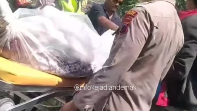 Kecelakaan Kereta Api di Demak Menabrak Anak Sekolah