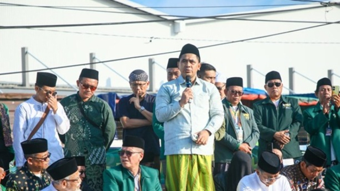 Istigasah warga Demak bersama Taj Yasin dan Menteri PU