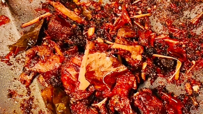 Bebek Goreng 24 Jam Paling Nendang di Baturraden