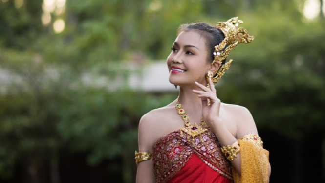 Ilustrasi - Weton Wanita penarik kaum lelaki