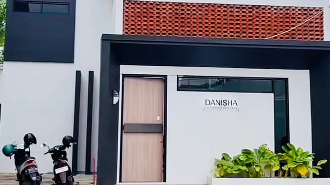 Danisha Pool Villa