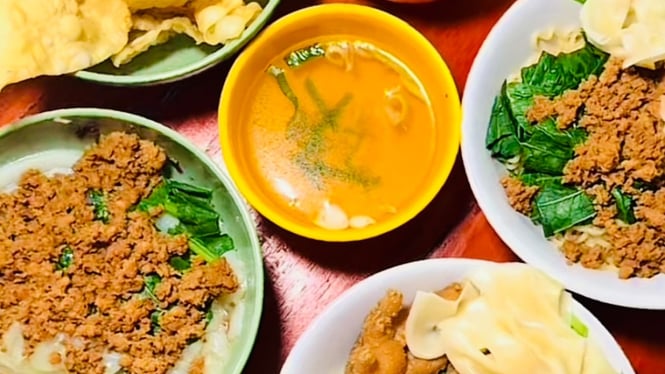 Mie Pangsit Yamin Purwokerto