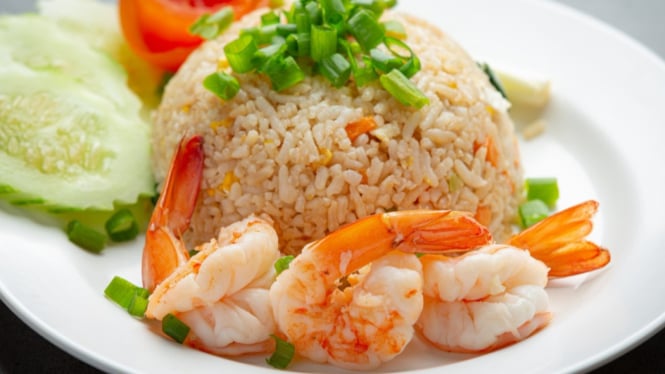 Ilustrasi nasi goreng seafood