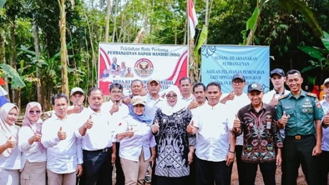 Wabup Banyumas resmikan pembangunan dapur MBG Patikraja
