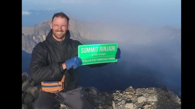 Warga Irlandia selamat usai jatuh 200 meter di Gunung Rinjani