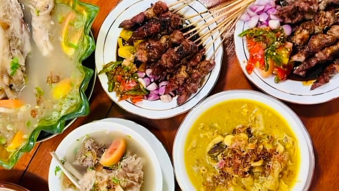 Sate Kambing Legendaris Bu Imah Banyumas