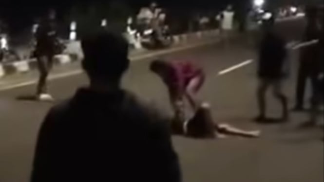 Kecelakaan Tunggal di Exit Tol Setono Pekalongan