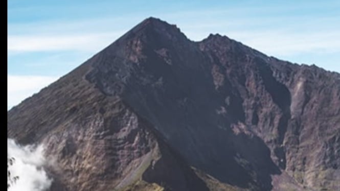 Ilustrasi Pendaki Malaysia selamat usai jatuh di jalur Gunung Rinjani