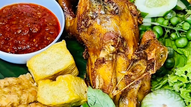 Ayam Angrem Purwokerto