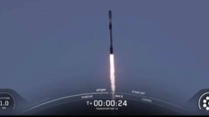 Satelit RIDU-Sat 1 meluncur dari Falcon 9 milik SpaceX