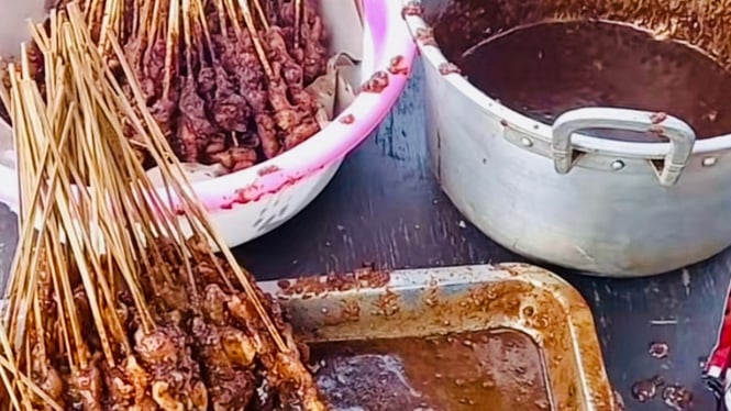 Sate Ayam Madura Purwokerto