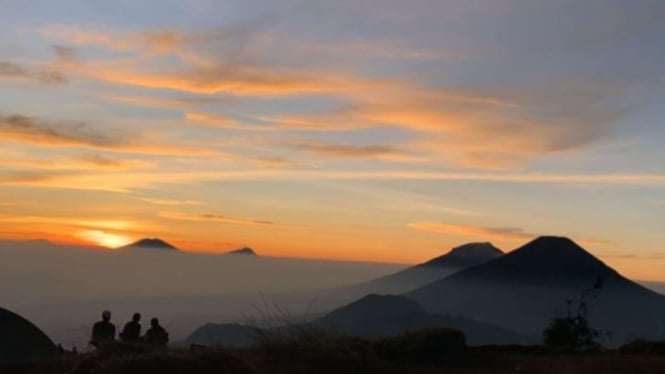 Ilustrasi Gunung Prau di Jawa Tengah