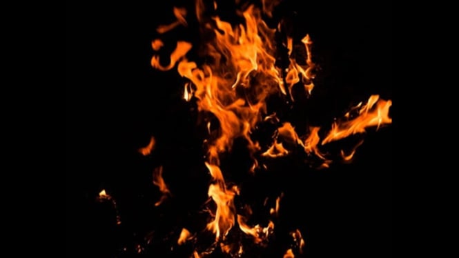 Ilustrasi Pemuda Bakar Diri Semarang