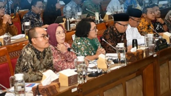 Sekolah swasta belum digratiskan, pemerintah akui berat