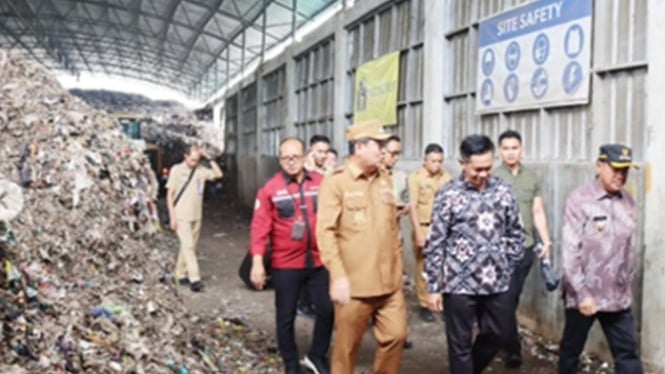 Bupati Sadewo jelaskan pengelolaan sampah