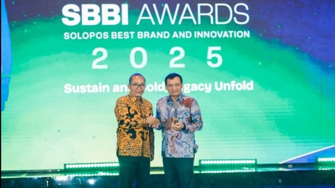 Ahmad Luthfi terima penghargaan SBBI Award 2025 di Surakarta