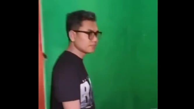 Kades Zidan digerebek bersama istri orang di kamar kos