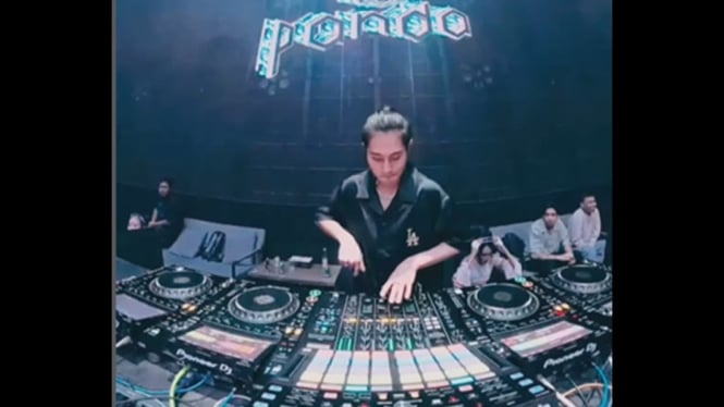 DJ Panda bongkar rasa cemburu terhadap Erika dan Bravy