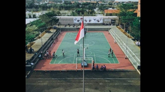 Bendera Merah Putih berkibar sepanjang Agustus di seluruh negeri