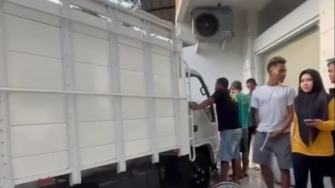 Truk Tabrak 3 Kendaraan Lain di Pakisaji Jepara