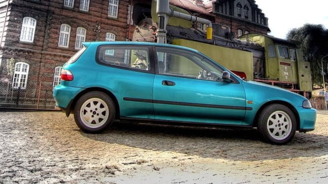 Mobil untuk keluarga muda