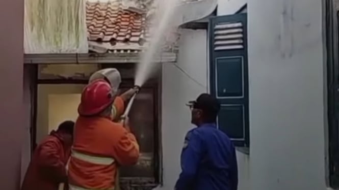 Kebakaran Bangunan Rumah Milik Warga Wangon Banyumas