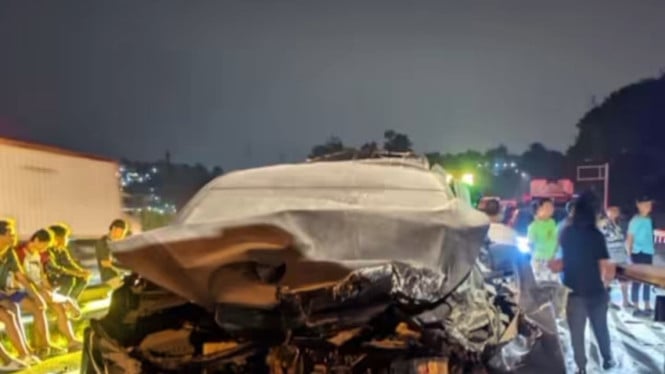 Kecelakaan Karambol di Tol Semarang