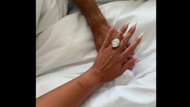 Cristiano Ronaldo resmi melamar Georgina Rodríguez