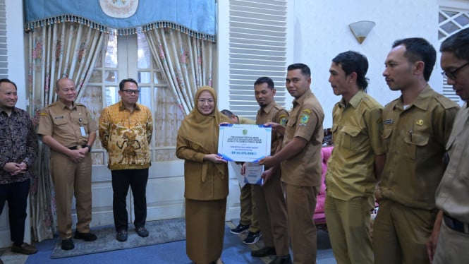 Bupati Banjarnegara berikan bonus Panas Bumi di Batur