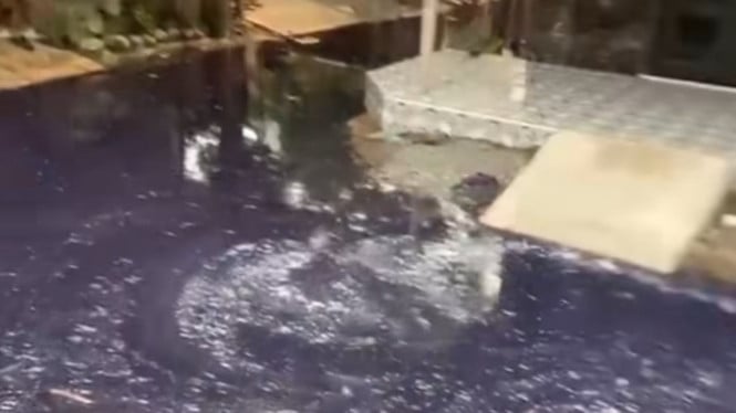 Limbah Batik Cemari Sungai Sembarangan