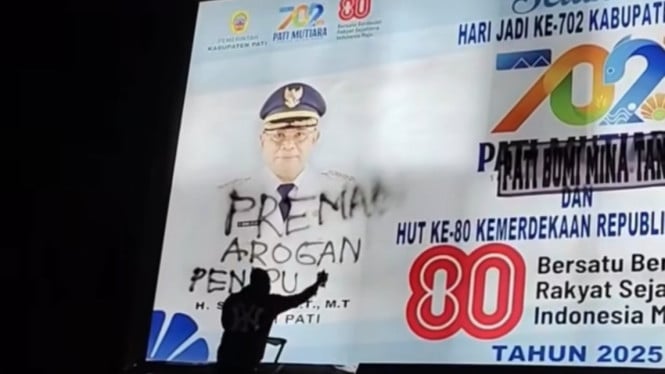 Suasana Jelang Demo di Alun-Alun Pati