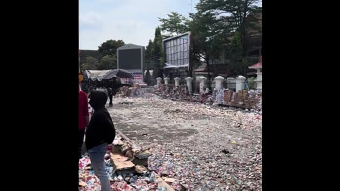 Lokasi kecelakaan pedagang asongan remaja di Pati