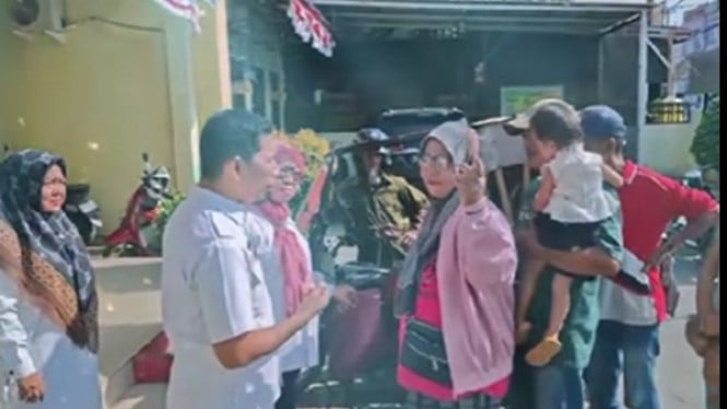 Warga geruduk rumah lansia di Marelan