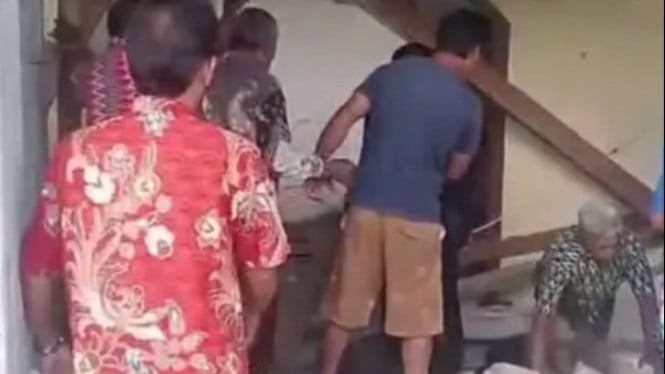 Kondisi pasca gempa di Poso
