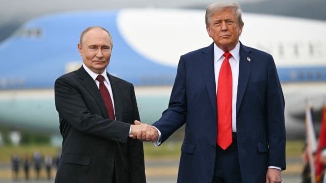 Pertemuan Donald Trump dan Vladimir Putin di Alaska