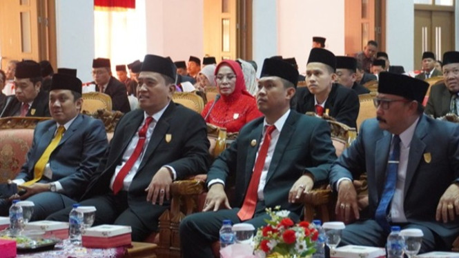 Ketua DPRD Cilacap saat membahas arah pembangunan daerah