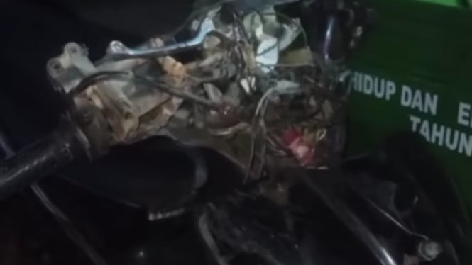 1 Motor dengan 4 Penumpang Alami Insiden di Batang