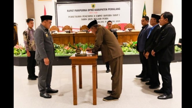 DPRD Pemalang tetapkan 4 Raperda jadi Perda baru