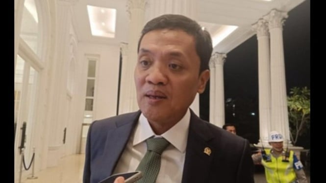 Habiburokhman usul rapat DPR cukup sediakan air putih