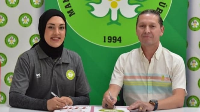 2 Atlet Voli di Manisa BBSK yang Berhijab