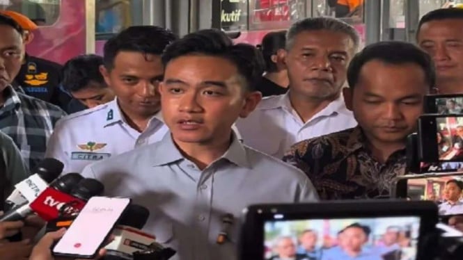 Wakil Presiden Gibran Rakabuming Raka di Stasiun Solo Balapan