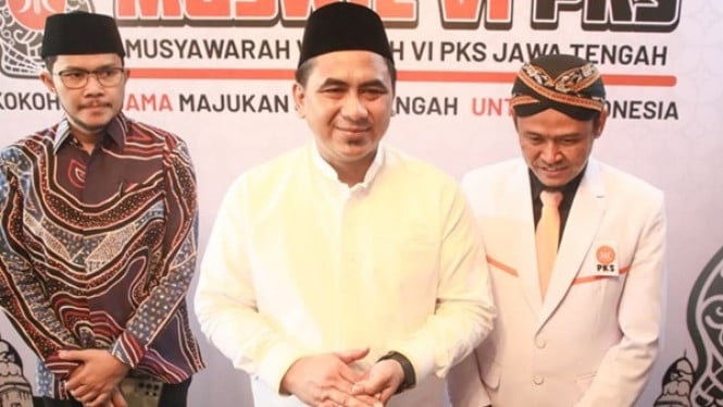 Taj Yasin dorong DPRD kawal insentif guru agama